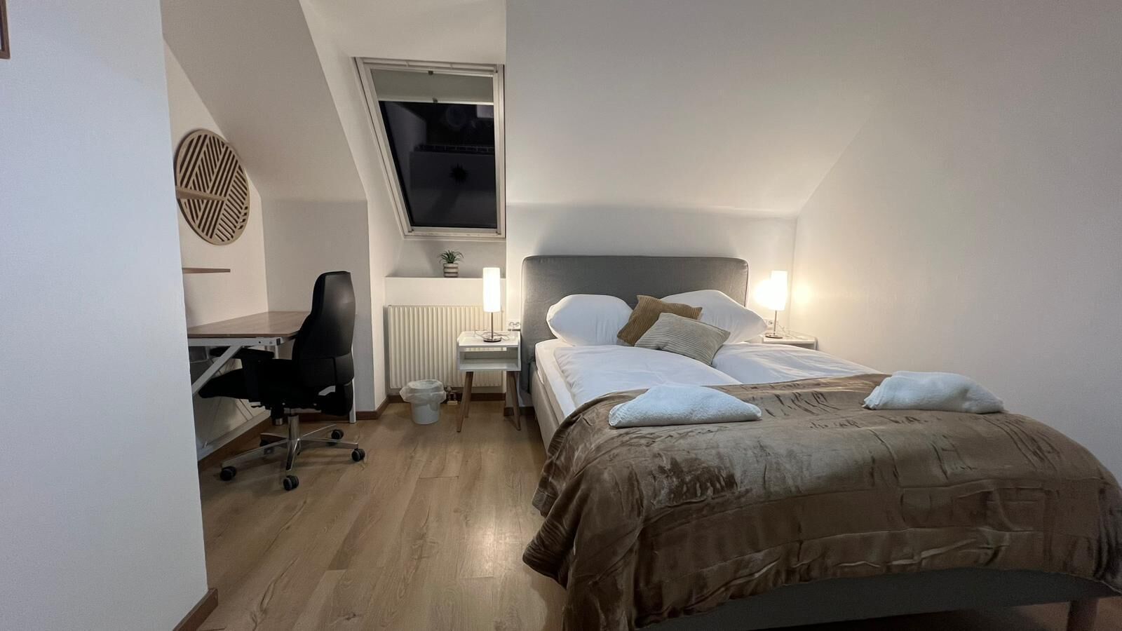 Basic-Zimmer | Bügeleisen/Bügelbrett, kostenloses WLAN