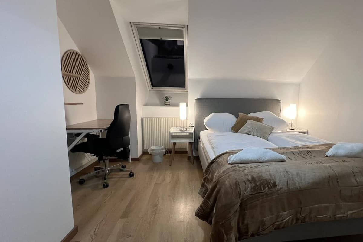 Chambre | Fer et planche à repasser, Wi-Fi gratuit