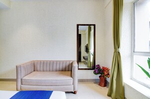 Luxury Tek Büyük Yataklı Oda, Şehir Manzaralı | İç mekân