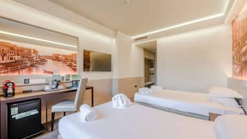 Minibar, in-room safe, free WiFi, bed sheets