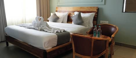 Deluxe Room, Hill View