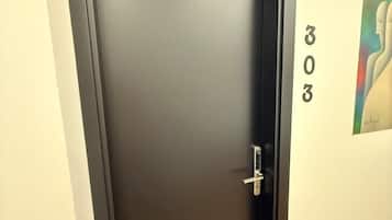 Habitación Deluxe doble, vistas a la ciudad | Interior