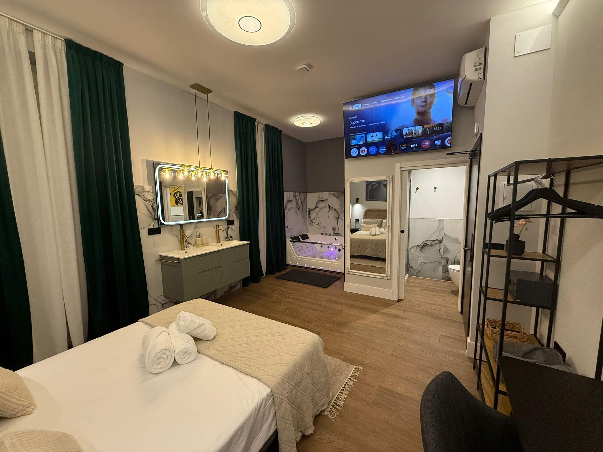 Deluxe Double Room, Balcony | In-room safe, blackout drapes, free WiFi