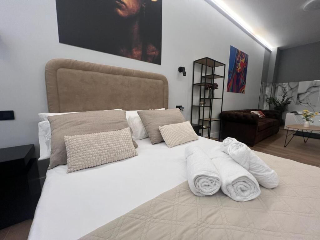 Deluxe Double Room | In-room safe, blackout drapes, free WiFi