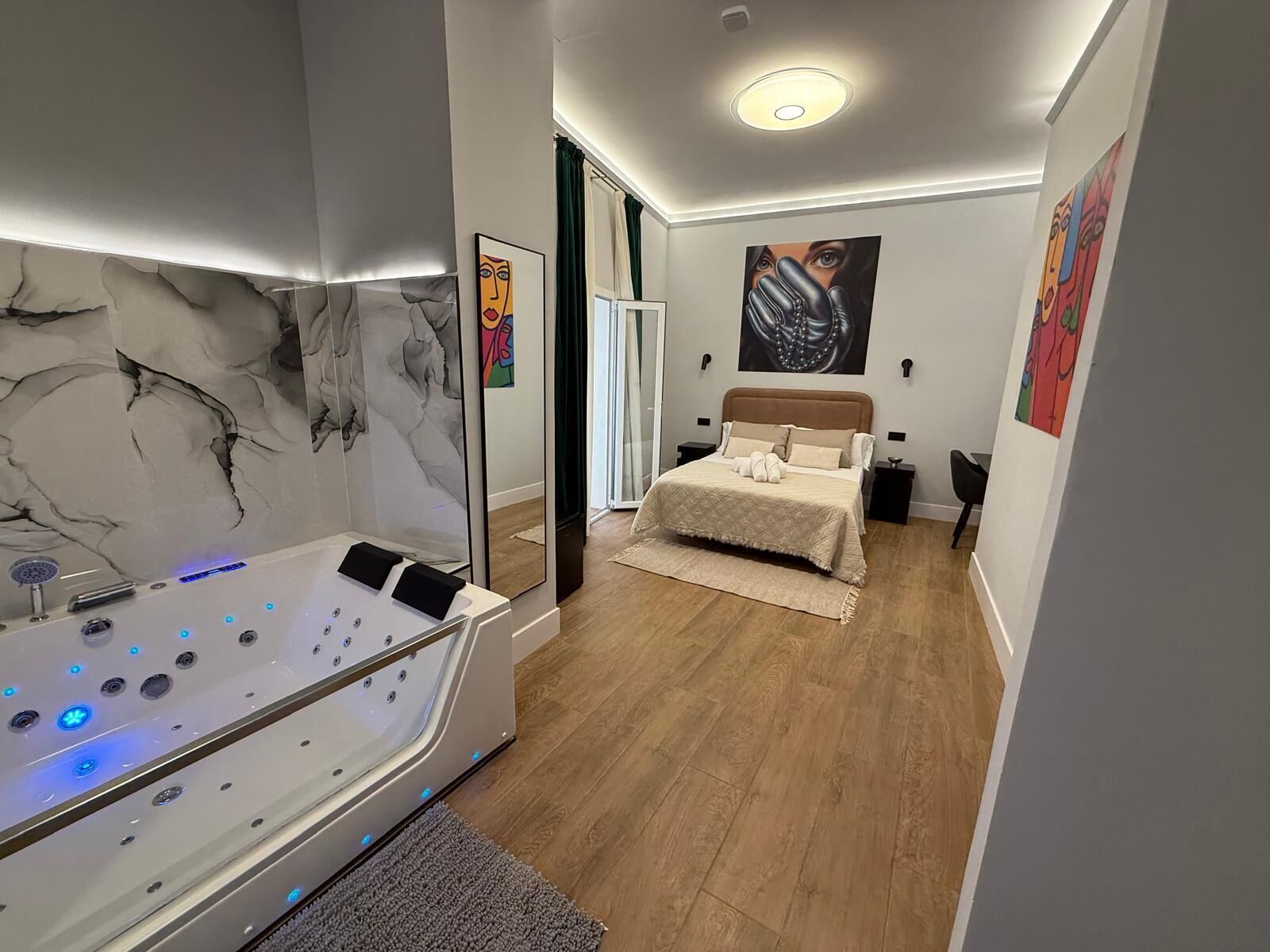 Deluxe Double Room, City View | In-room safe, blackout drapes, free WiFi