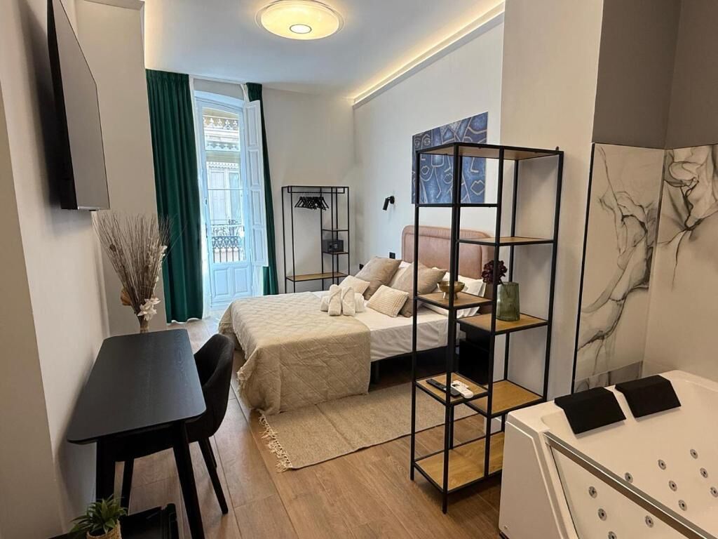 Caja de seguridad en la habitación y cortinas blackout 