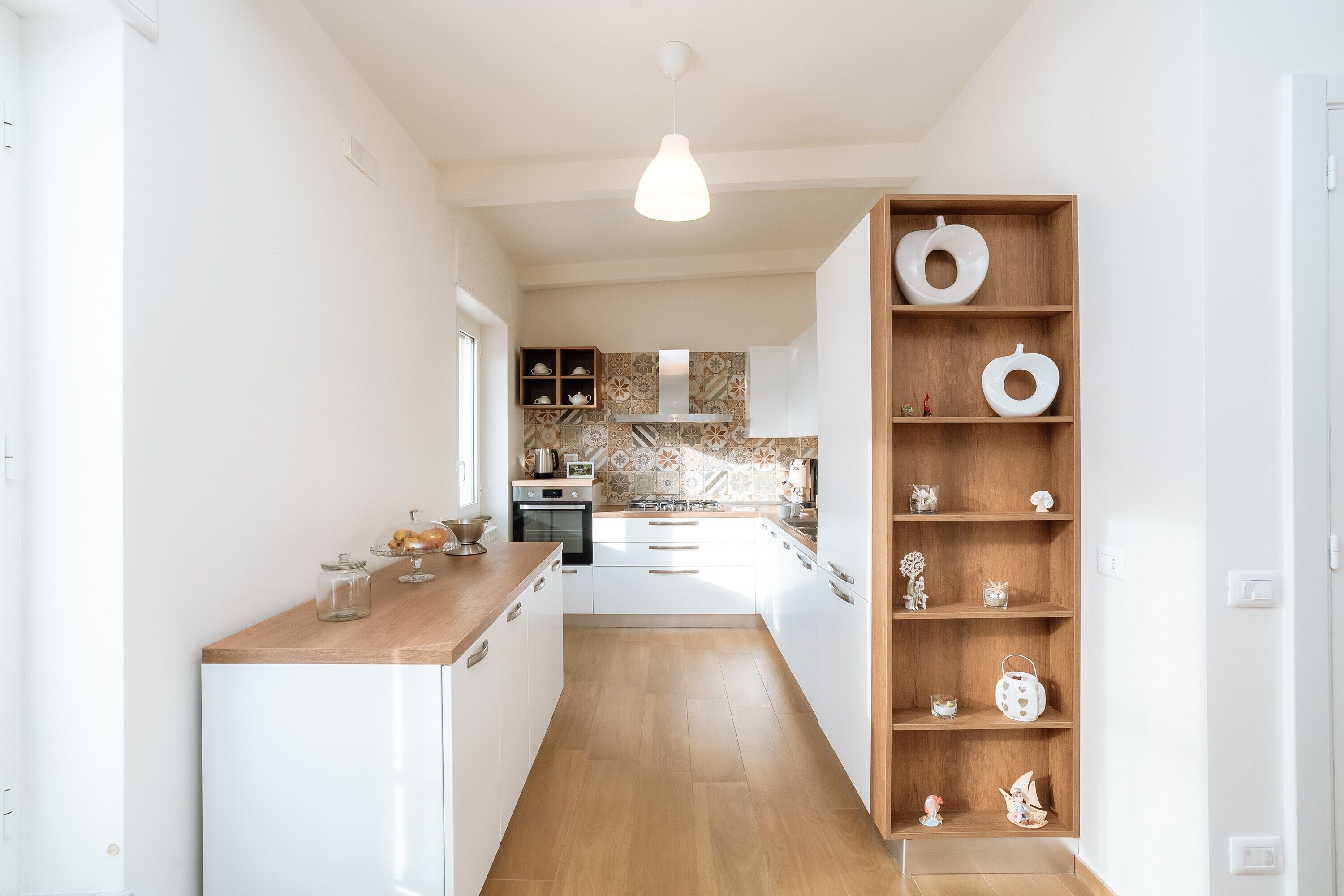 Kühlschrank, Ofen, Herdplatte, Geschirrspüler