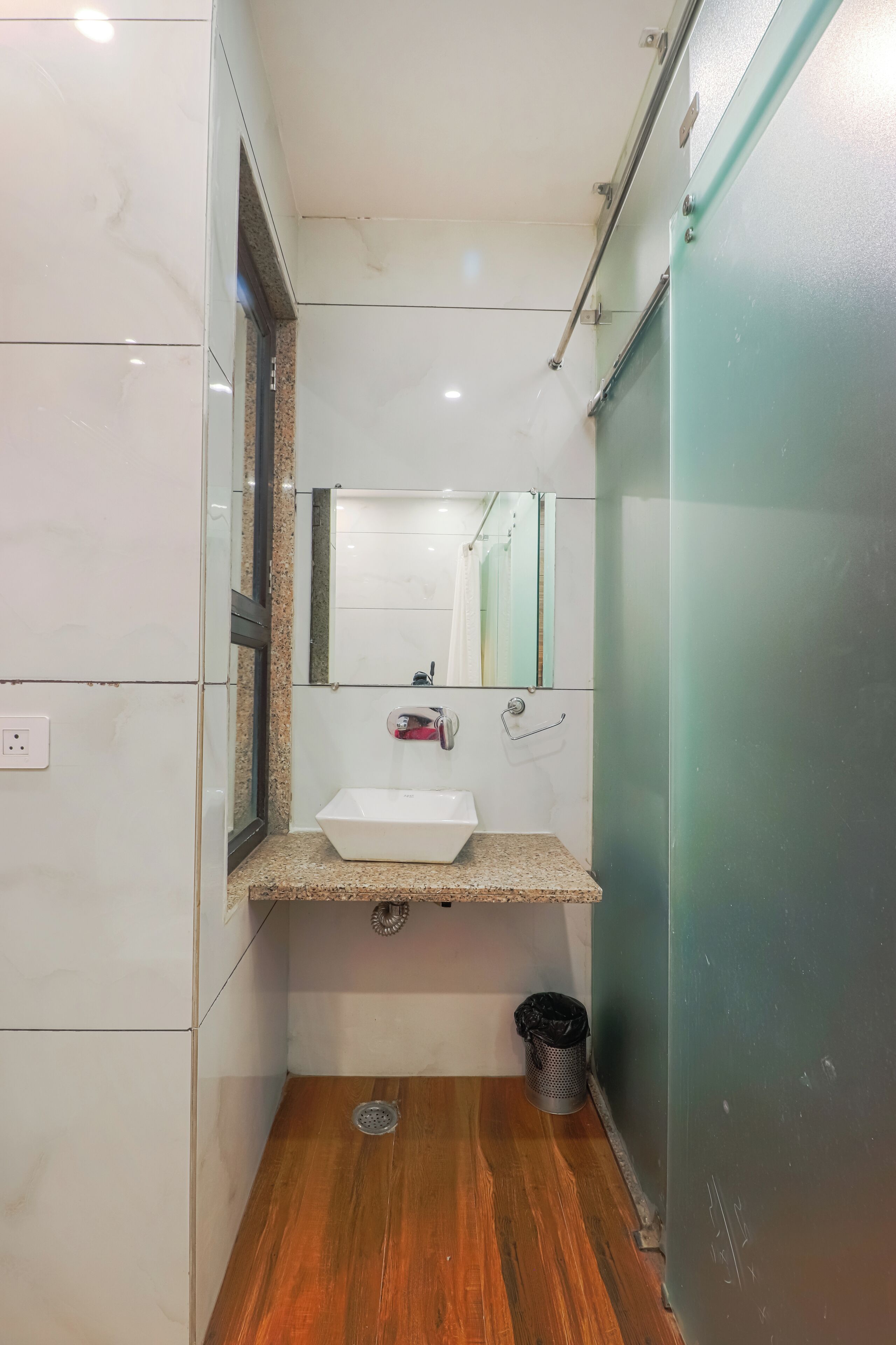 Deluxe Double Room | Bathroom