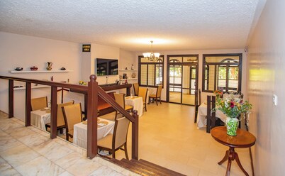  Cozy Stead Hotel - Haven House, Gigiri