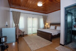 Balcony view - Cozy Stead Hotel - Haven House, Gigiri (Nairobi)