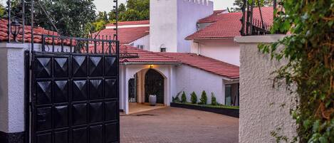 Fachada da propriedade