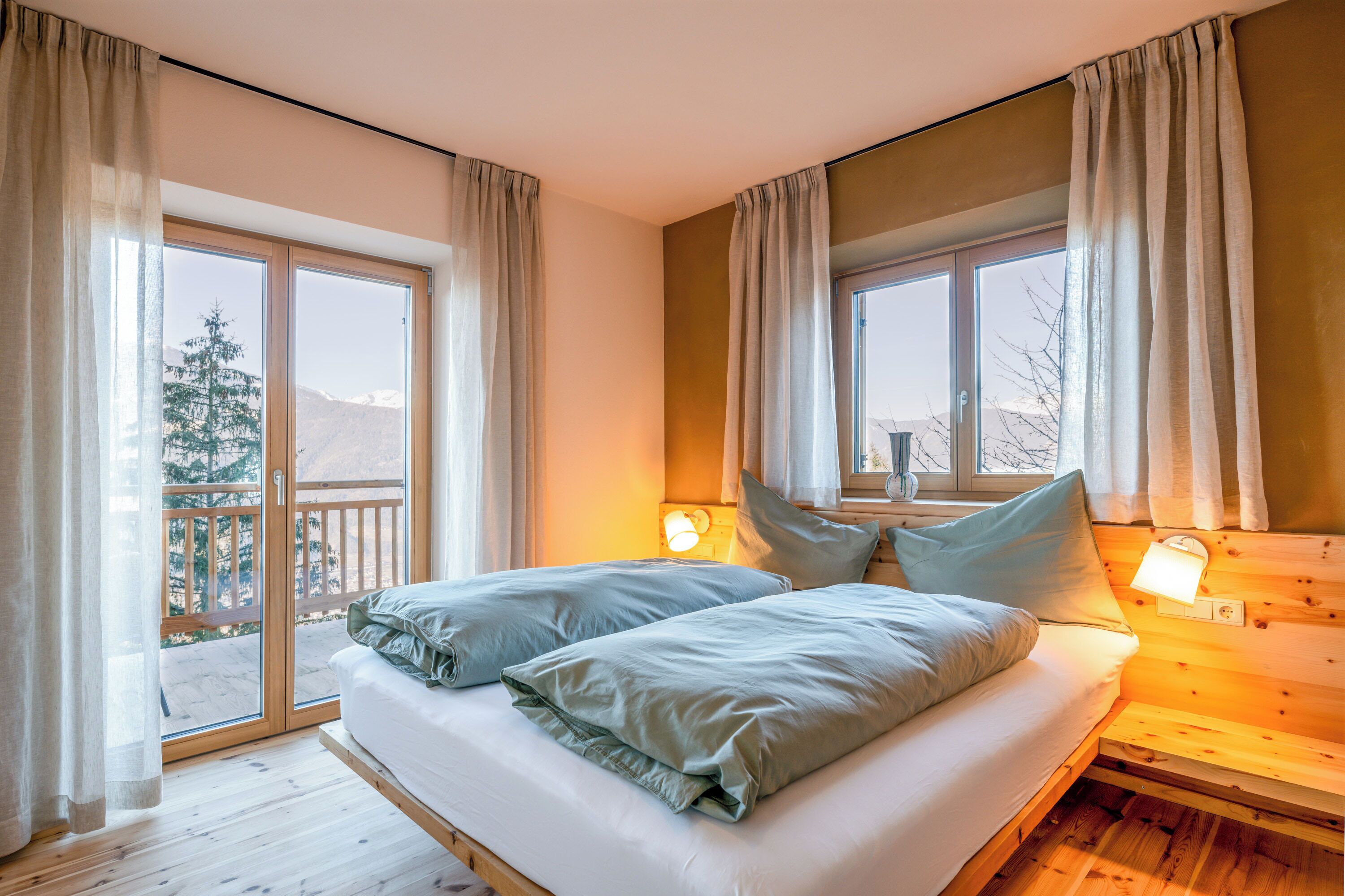 Acesso à internet, roupa de cama