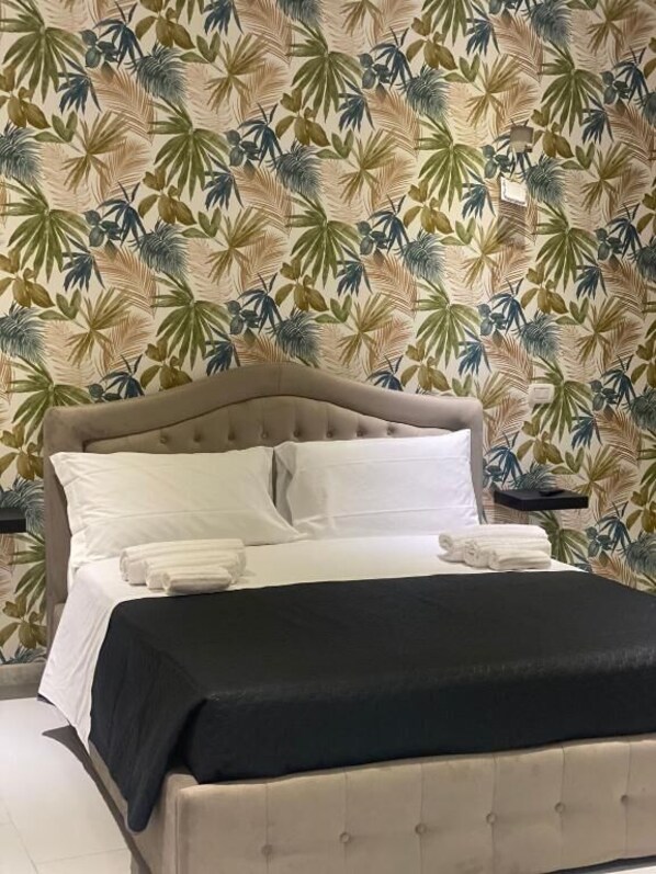 Basic Triple Room | Soundproofing, free WiFi - Melody rooms (Siracusa)