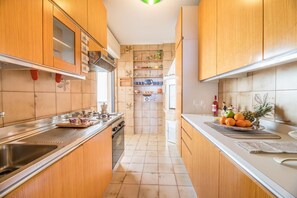 Private kitchen - Desire for the Sea (Gallipoli)