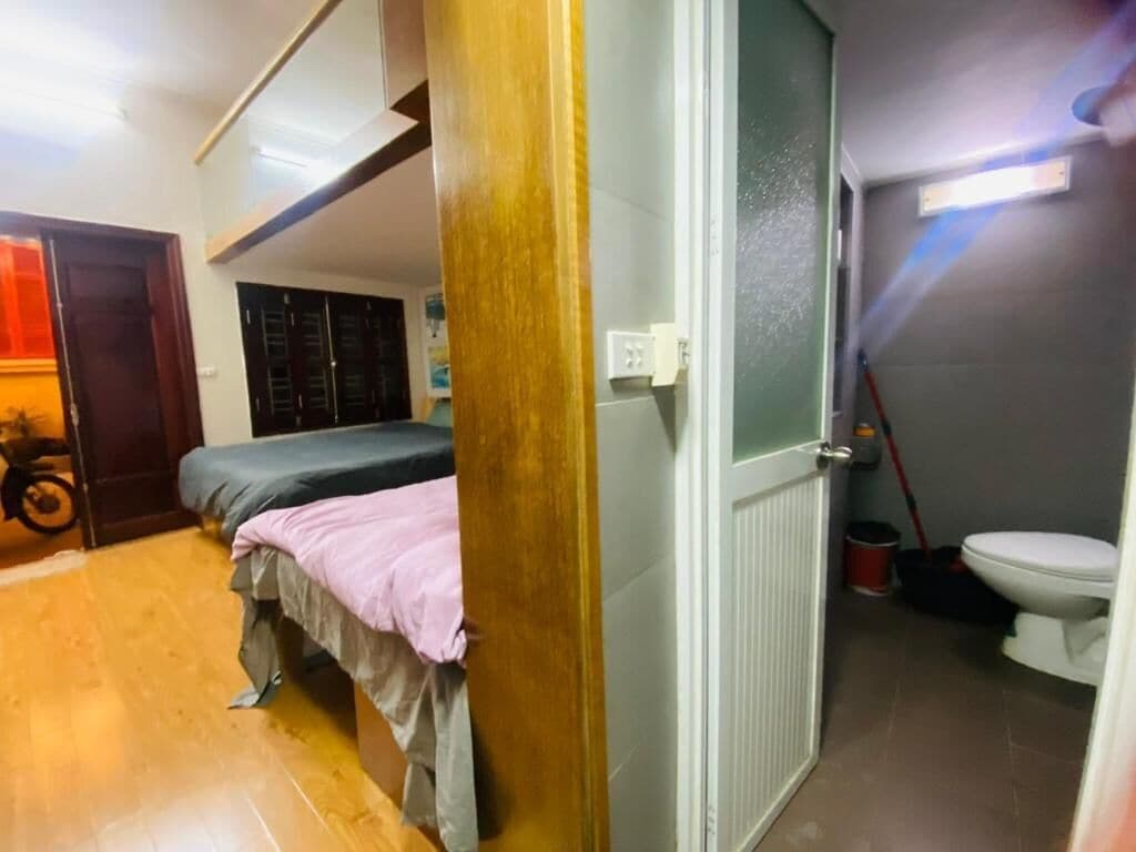 Appartement Classique, vue jardin | Bureau, espace de travail pour ordinateur portable, rideaux occultants