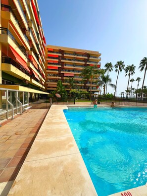 Pool - Remo Beach 1 by Residea (Torremolinos)