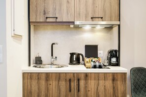 Interior - Standard Mountain View Retreat – Cozy Apartment with Stunning Views for Up to 4 (Axos, Mylopotamos)