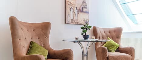 Basic Apartment | Interior