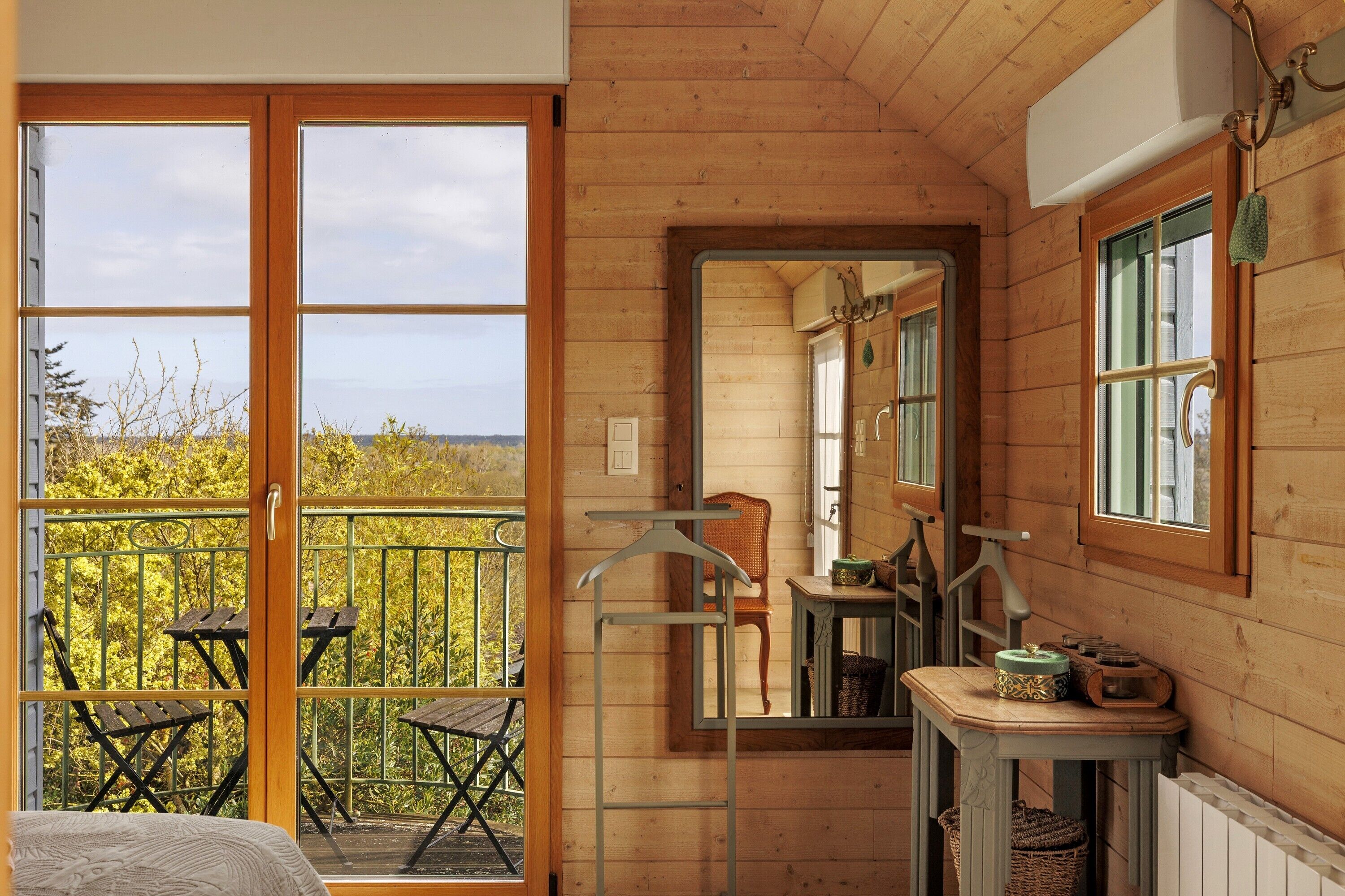 Fer et planche à repasser, Wi-Fi, draps fournis