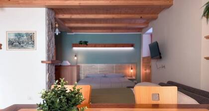 Cozy studio apartment in the Dolomites