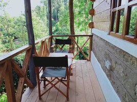 Casa de campo Deluxe, balcón, vistas al jardín | Balcón