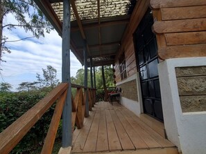 Deluxe Cottage, Balcony, Garden View | Balcony - Kihingo cottages muranga (Murang'a)