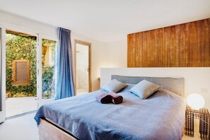 7 chambres, fer et planche à repasser, accès Internet, draps fournis