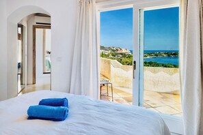 7 habitaciones, tabla de planchar con plancha, internet y ropa de cama 
