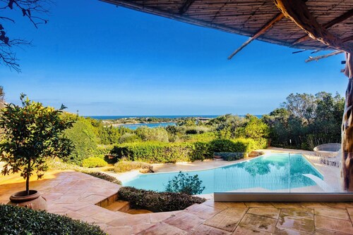 Romazzino Beach Villa, Porto Cervo, Sardinia