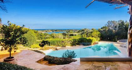Romazzino Beach Villa, Porto Cervo, Sardinia