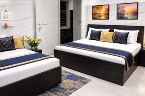 Quadruple Room | Free WiFi - Yamuna Dham (Mathura)