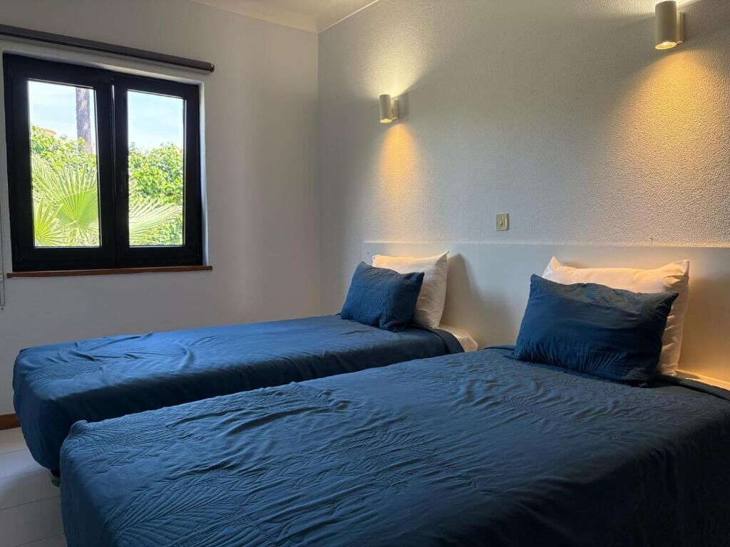 Basic-Apartment, Gartenblick | Schallisolierte Zimmer, Bügeleisen/Bügelbrett, kostenloses WLAN