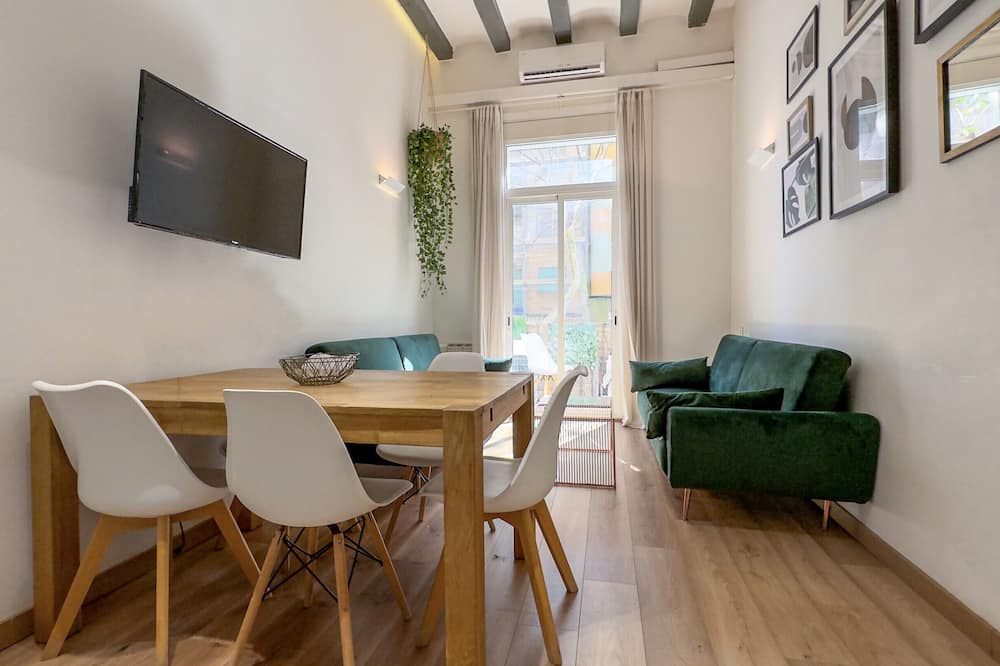 Aqua Apartment by Olala Homes