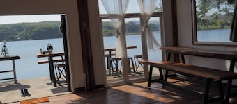 Room-garden House by the Pool