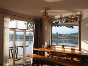 Pemandangan dari hartanah