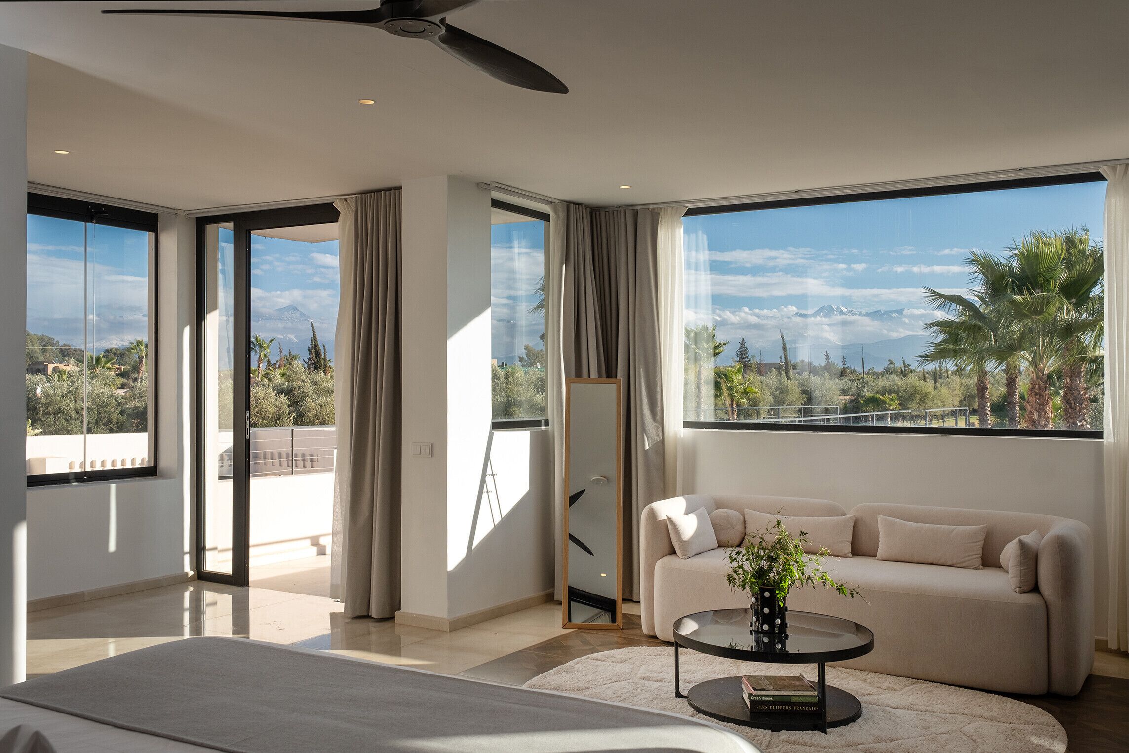 9 Schlafzimmer, Zimmersafe, Bügeleisen/Bügelbrett, Reisekinderbett