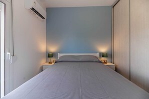 Fer et planche à repasser, Wi-Fi, draps fournis