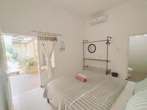 Free WiFi, wheelchair access - Pojok Pas Guesthouse (Mergangsan)