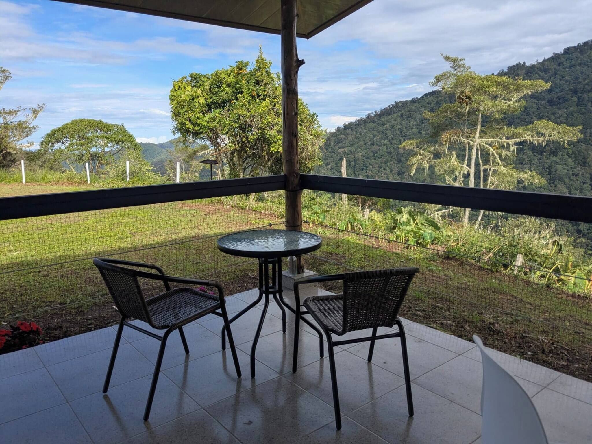 House, 2 Bedrooms, Accessible, Smoking | Outdoor dining