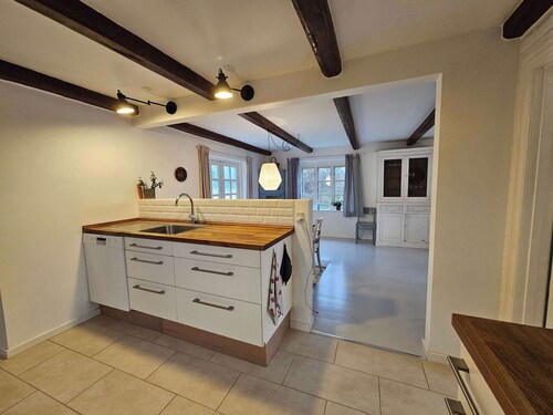 Idyllic Charming Cottage with amazing views