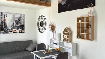 Trailer superior, vista para o pátio | Área de estar