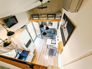 Superior Mobile Home, Courtyard View | Living area - Pura Vida Downtown Tiny Houses (Bucharest)