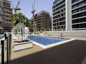 Lägenhet - balkong - utsikt mot poolen | Pool | Utomhuspool