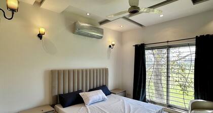 Spacious, Furnished, 3-Bedrooms Home in Dha Lahore