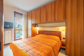House - Sanremo la Mimosa by Wonderful Italy (Sanremo)