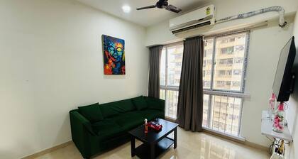 1BR Service Apart Parel 804 Near TMH By Florastays