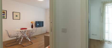 Deluxe Apartment | Living area