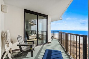 Terrace/patio - 20% off 7 nights Sat-Sat or 10% off 3-6 nights for June 27-July 4 and July 4-July 11. (North Myrtle Beach)