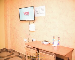 Wi-Fi gratuit, draps fournis