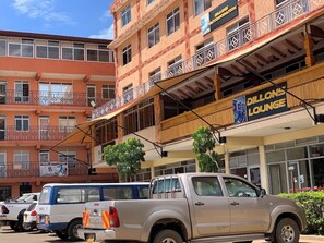 Exterior - Dillons Highway Motel (Kilimambogo)